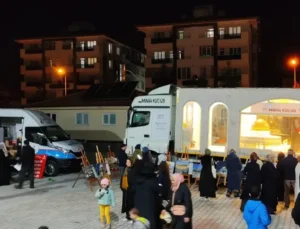 Minia Kudüs Tırı Isparta’da Vatandaşlarla Buluştu