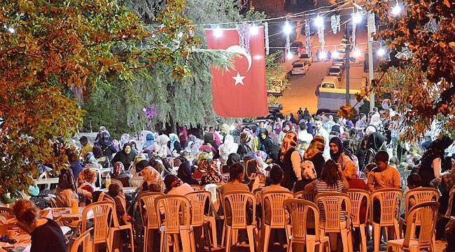 Antalya’da Açık Alanlarda Etkinlikler Yasaklandı: Sokak Düğünlerine Sınırlama