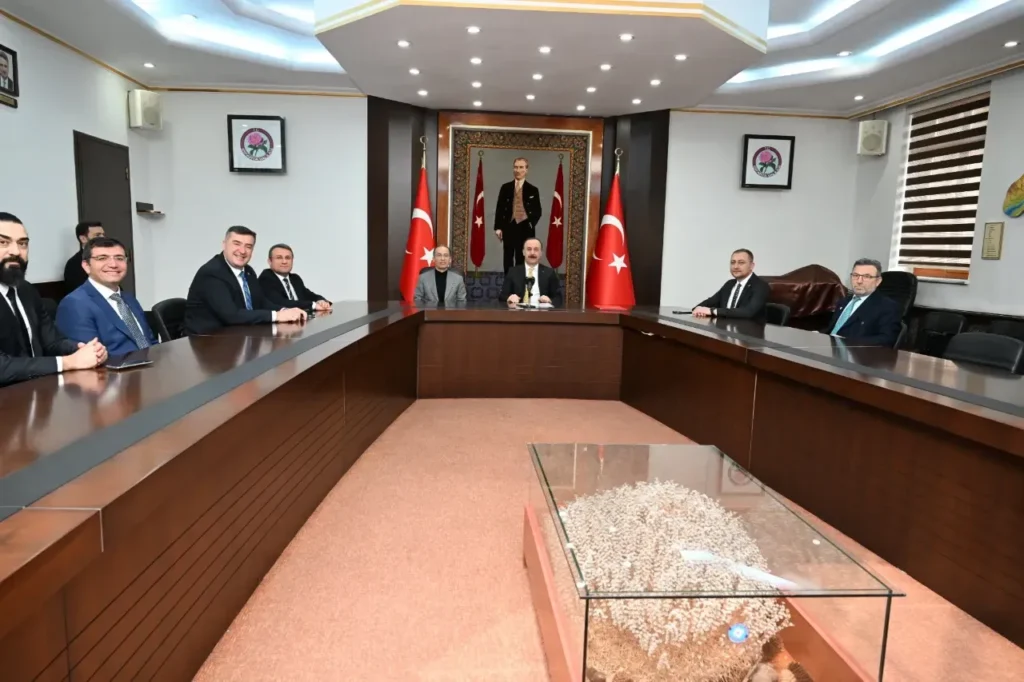 Isparta’da Nesilden Nesile Nefes Projesi Başlatıldı: Yaşlılar ve Gençler Arasında Güçlü Bir Köprü Kuruluyor v