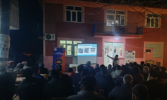 "En İyi Narkotik Polisi: Anne” Projesi Kapsamında Gelendost’ta Bilgilendirme Faaliyeti! 1 1