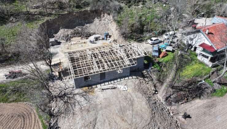 Yangında Evinin Tamamını Kaybeden Havva Teyze, Yeni Yuvasına Kavuşuyor