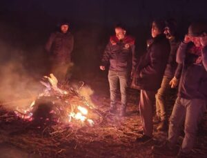 Yalvaç’ta Kayısı Üreticileri Don Tehlikesine Karşı Sabaha Kadar Nöbet Tuttu