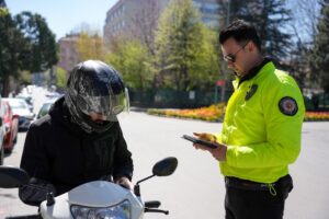Isparta’da Türkiye Huzur Güven Uygulaması: 5.000’den Fazla Şahıs ve 1.900 Araç Denetlendi SaveClip.App 491419027 17901869550160537 5770428101392596831 n