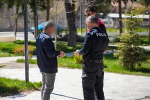 Isparta’da Türkiye Huzur Güven Uygulaması: 5.000’den Fazla Şahıs ve 1.900 Araç Denetlendi SaveClip.App 491449667 17901869652160537 2013088474187744198 n