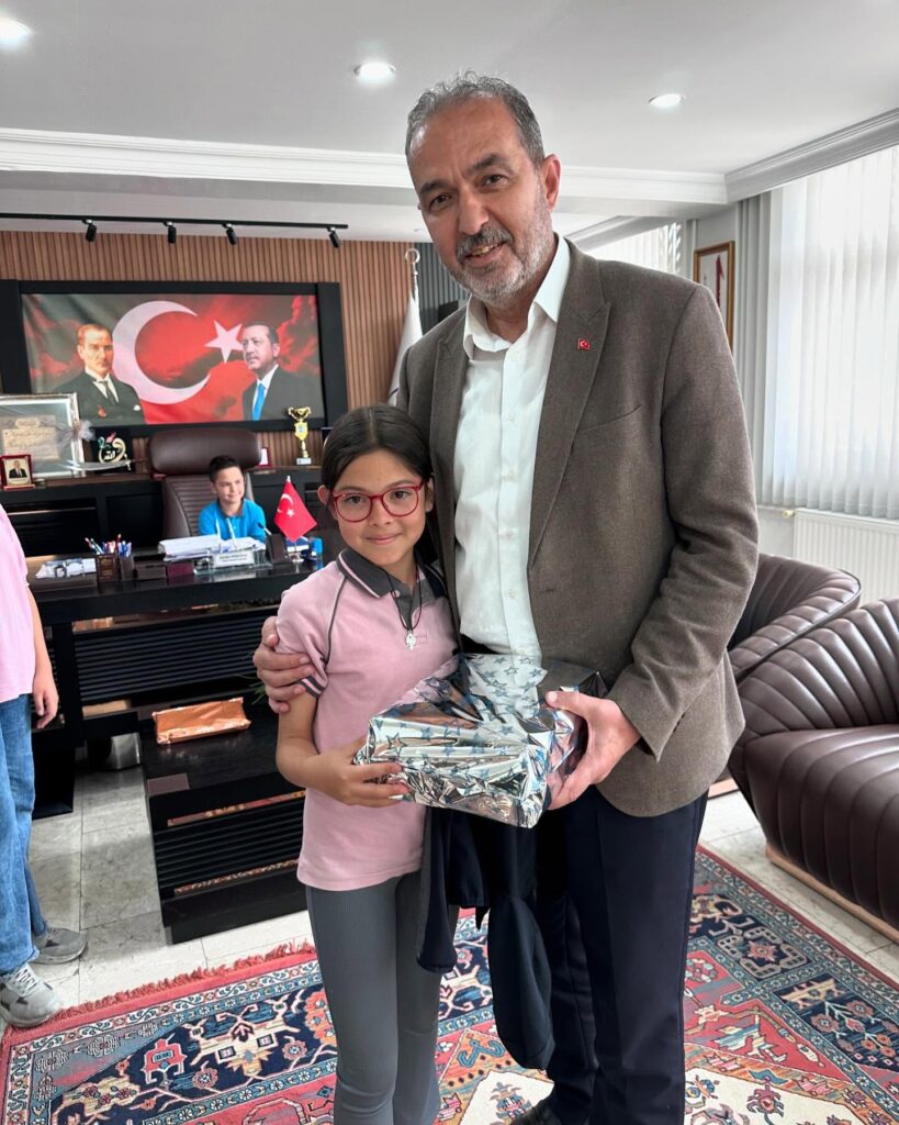 Atabey Belediyesi'nde de Başkanlık Koltuğu Geleceğin Teminatı Olan Çocuklara Devredildi a6