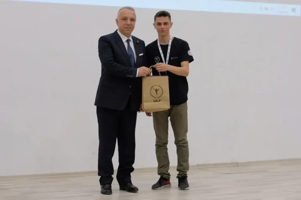 SALF 2025 Isparta'da Gençlerin Sesi Oldu: Yunus Karabulut Deneyimlerini Paylaştı i2