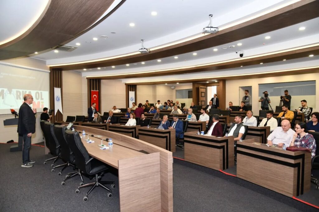 ITSO'da Markalaşma ve Finansal Getirileri Masaya Yatırıldı: İş Dünyası Yoğun İlgi Gösterdi Itso