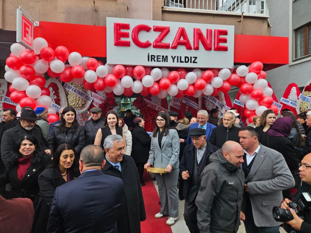 Isparta'da Sağlık Sektörüne Yeni Bir Katkı Daha: İrem Yıldız Eczanesi Hizmete Açıldı i4