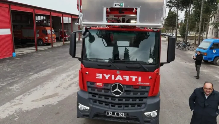 Keçiborlu Belediyesi Araç Filosunu Güçlendiriyor: 28 Metrelik Yeni İtfaiye Aracı Hizmete Girdi