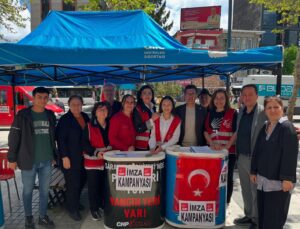 CHP Isparta Teşkilatı, Ekrem İmamoğlu İçin İmza Kampanyasını Sürdürüyor