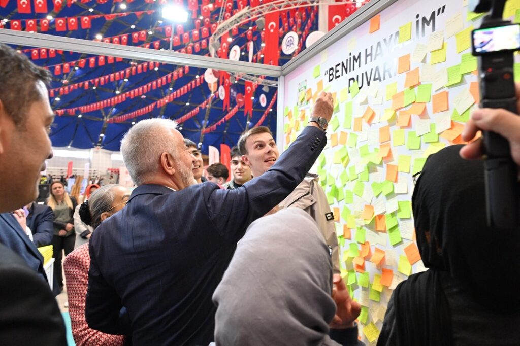 Başkan Başdeğirmen, Devlet Teşvikleri Tanıtım Günleri Fuarı’nı Ziyaret Etti s6