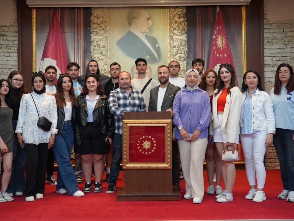 YURTLİG Voleybol Akdeniz Şampiyonası Heyecanı Isparta'yı Sardı! v4