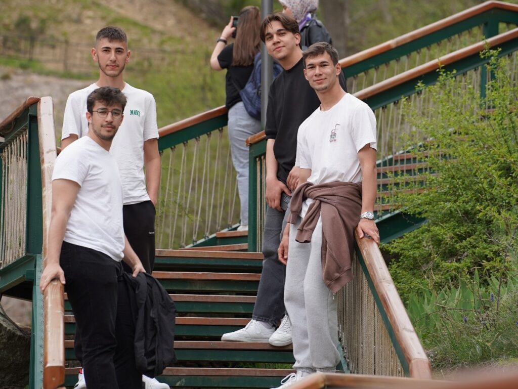 YURTLİG Voleybol Akdeniz Şampiyonası Heyecanı Isparta'yı Sardı! v8