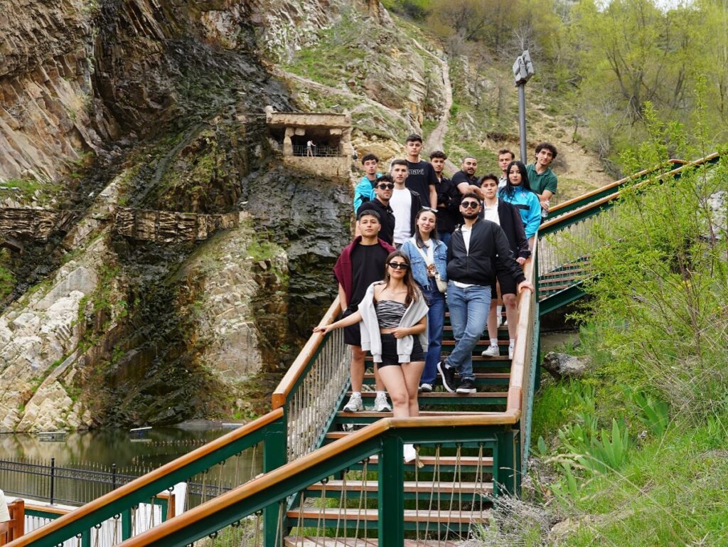 YURTLİG Voleybol Akdeniz Şampiyonası Heyecanı Isparta'yı Sardı! v9
