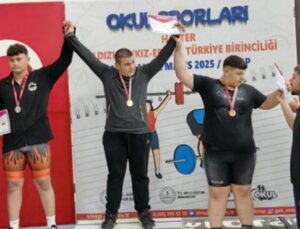 Ispartalı Öğrenci Türkiye Halter Şampiyonu Oldu