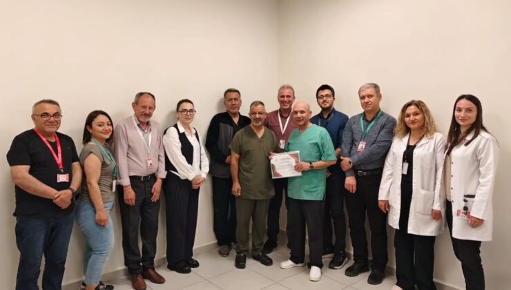 Sağlık Çalışanlarına Anlamlı Jest! Isparta Şehir Hastanesi Teşekkür Belgeleri Takdim Etti