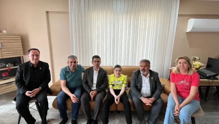 CHP Heyetinden DMD Hastası Görkem Efe’ye Ziyaret ve Destek Çağrısı