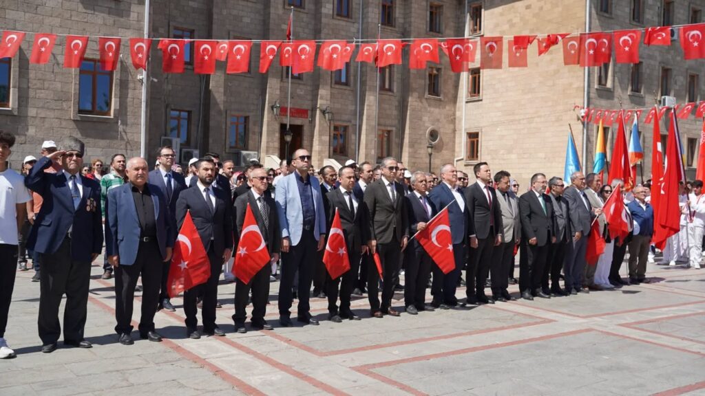 Geleceğin Teminatı Isparta Gençliği, Haftaya Coşkuyla Merhaba Dedi g11