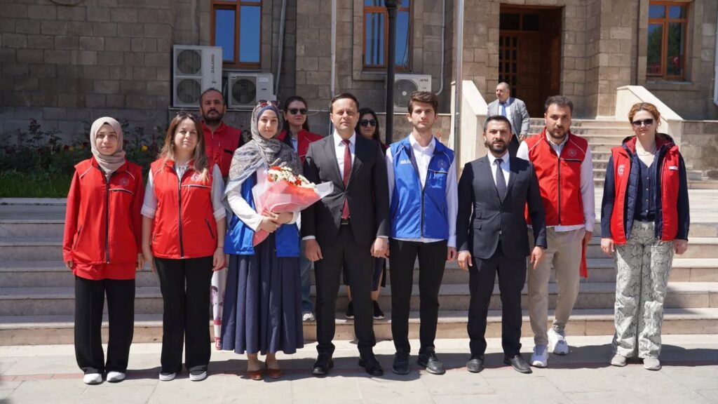 Geleceğin Teminatı Isparta Gençliği, Haftaya Coşkuyla Merhaba Dedi g17