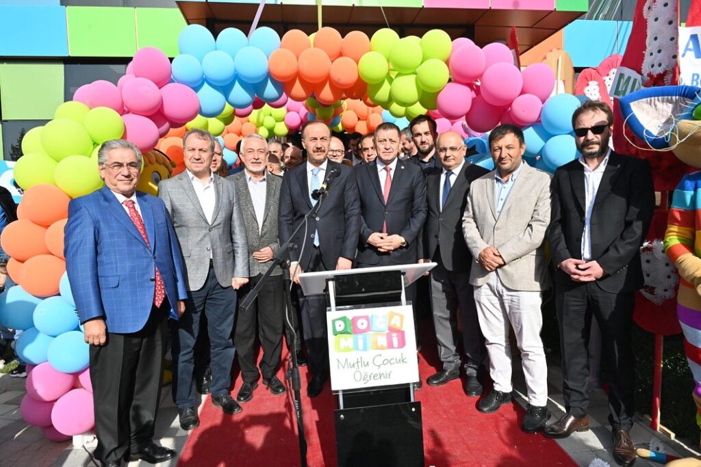 Isparta’nın Yeni Okul Öncesi Eğitim Merkezi Büyük İlgi Gördü k6 1