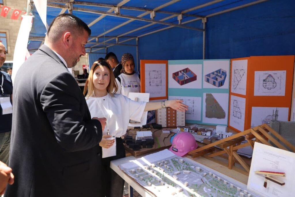 Isparta’da Meslek Liseleri Şenliğinde Yetenekler Sergilendi m2 6