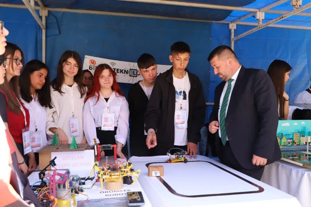 Isparta’da Meslek Liseleri Şenliğinde Yetenekler Sergilendi m3 3