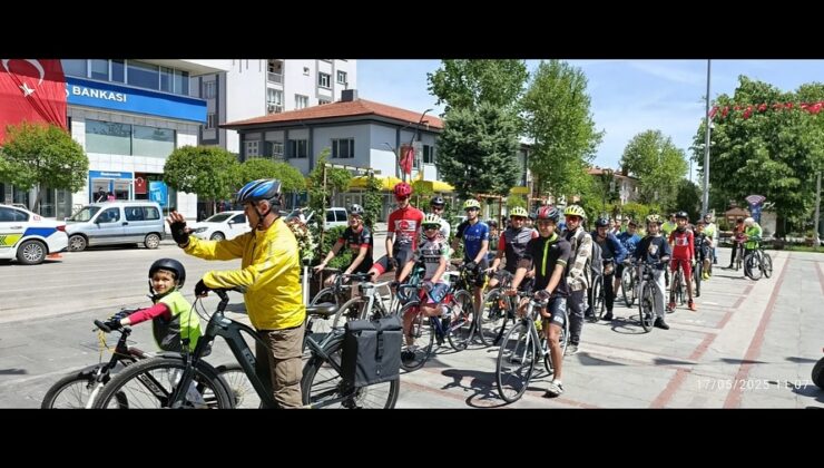 Isparta’da Bisiklet Severler 19 Mayıs İçin Pedal Çevirdi PEdal