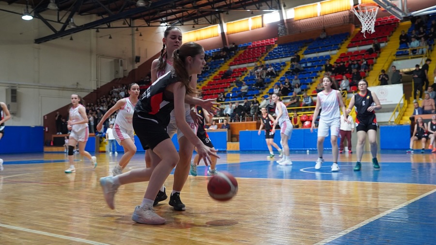 19 Mayıs Gençlik Kupası Basketbol Müsabakaları Sona Erdi! Şampiyonlar Belli Oldu p5 1