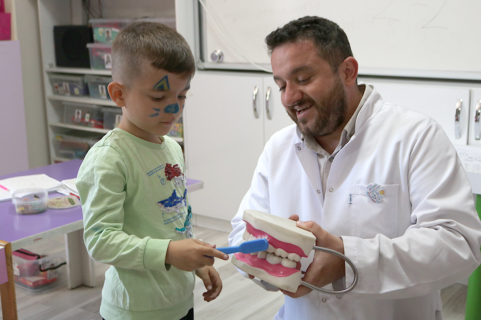 Sağlıklı Çocuk, Sağlıklı Gelecek Projesiyle Çocuklara Sağlık Bilinci Kazandırılıyor s4 8