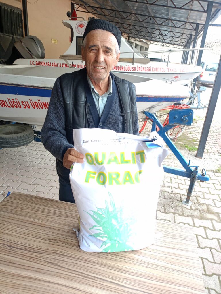 Isparta'da Çiftçilere Müjde: Kuraklığa Dayanıklı Yem Tohumu Desteği t6