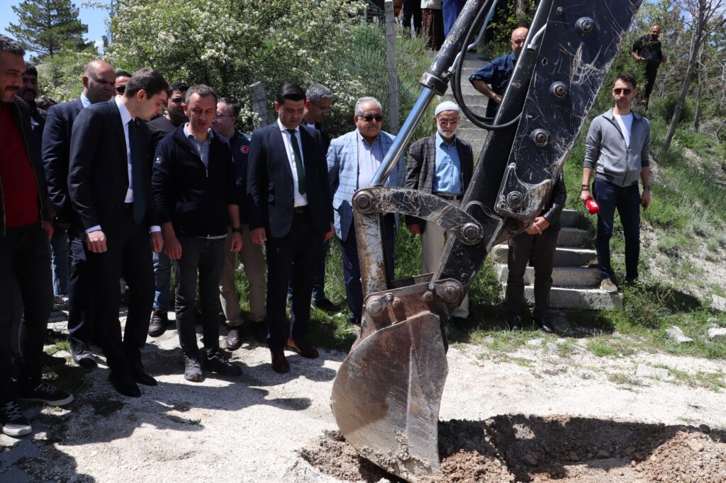 Uluborlu’nun 75 Kilometrelik İçme Suyu Hattı Yenileniyor: İlk Kazma Vuruldu u2