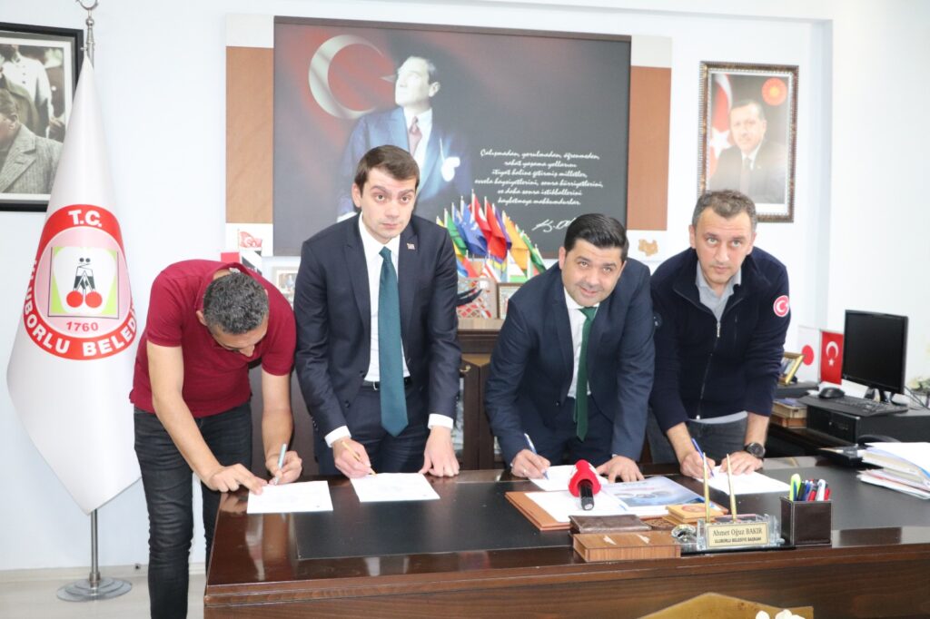 Uluborlu’nun 75 Kilometrelik İçme Suyu Hattı Yenileniyor: İlk Kazma Vuruldu u3