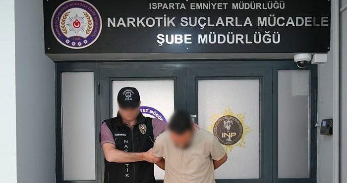Isparta Emniyetin’den Başarılı Operasyon: Uyuşturucu Ticareti Yapan Şüpheli Tutuklandı