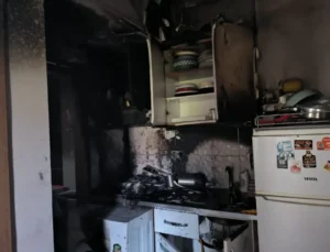 Modernevler Mahallesi’nde Mutfak Yangını Paniğe Neden Oldu