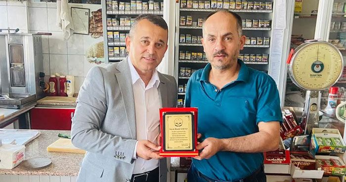 Isparta’da 30 Yıldır Vergisini Düzenli Ödeyen Esnafa Ödül