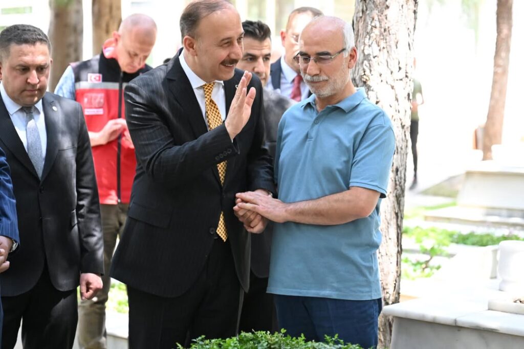 Kurban Bayramı Arifesinde Isparta Şehitlerini Dualarla Andı SaveClip.App 504252838 18478717564070620 1805645532511932721 n