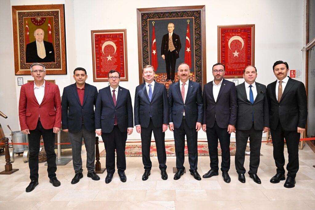 Valilik Ziyaretinden Müzeye: Anma Programında Isparta’nın Kültürel Değerleri Öne Çıktı SaveClip.App 508636362 18480857710070620 3851920337821654982 n