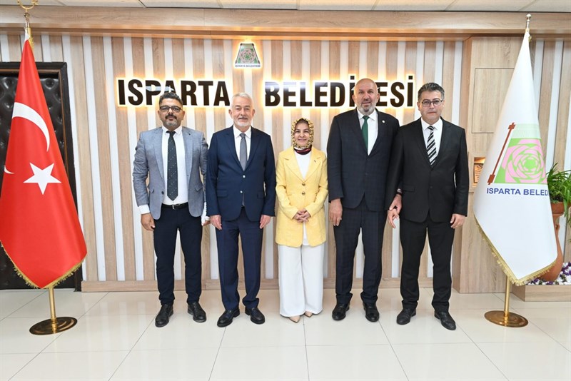 Şükrü Başkanımızı Türkiye’ye Örnek Gösteriyoruz b3