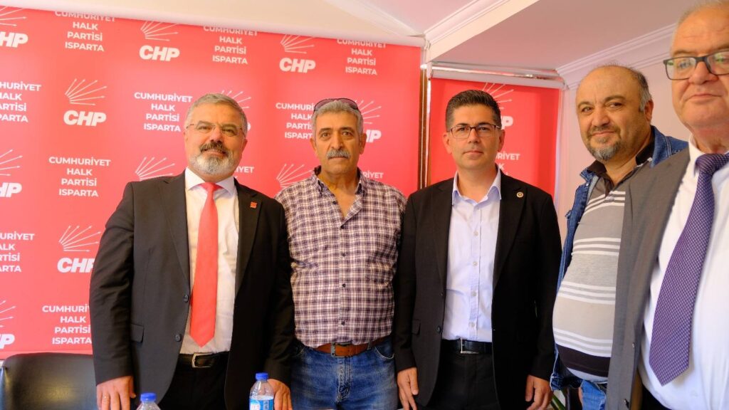 CHP Isparta Milletvekili Hikmet Yalım Halıcı, Bayramlaşma Programına Katıldı c3