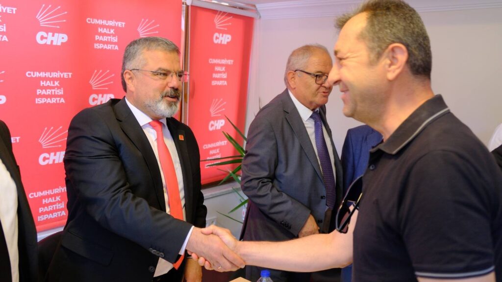 CHP Isparta Milletvekili Hikmet Yalım Halıcı, Bayramlaşma Programına Katıldı c5