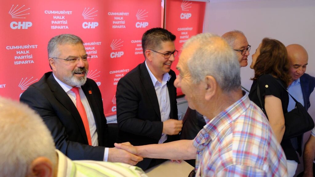 CHP Isparta Milletvekili Hikmet Yalım Halıcı, Bayramlaşma Programına Katıldı c7