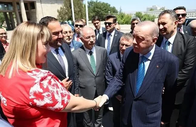 Gururumuz, Hemşehrimiz Dünya Şampiyonu Fatmagül Çevik Cumhurbaşkanı Erdoğan İle Bir Araya Geldi