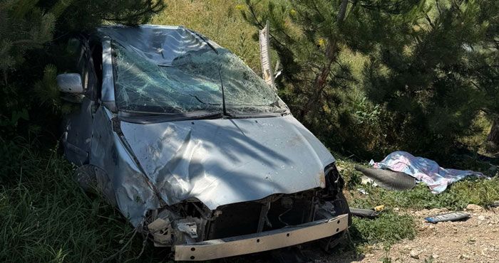 Isparta’da Kontrolden Çıkan Otomobil Şarampole Yuvarlandı: 1 Ölü, 1 Yaralı