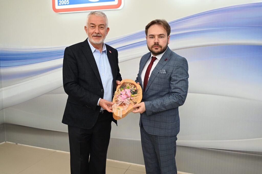 Isparta Genç İş İnsanları Derneği Yeni Hizmet Binasını Açtı i2