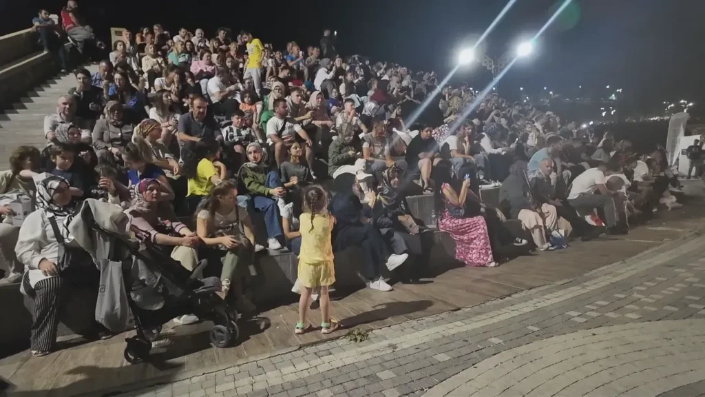 Isparta’da Yaz Akşamlarına Renk Katan Etkinlik: Kirazlıdere’de Canlı Müzik Dinletisi Kirazli dere 1