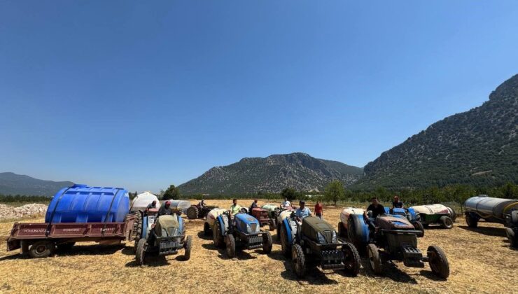Serpil Köyünde Sulama Suyu Verilmeyen Köylüler Tankerlerle Meyve Bahçelerine Su Taşıyor