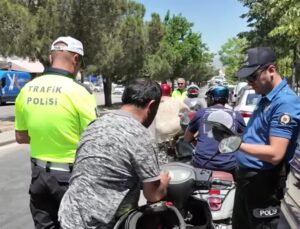 Isparta’da Motosiklet Denetimleri Aralıksız Sürüyor: 298 Sürücüye Ceza