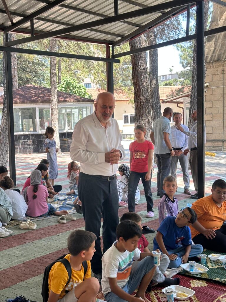 İl Müftüsü Muharrem Biçer’den Asrimezarlık Yaz Kur’an Kursuna Ziyaret m2 1
