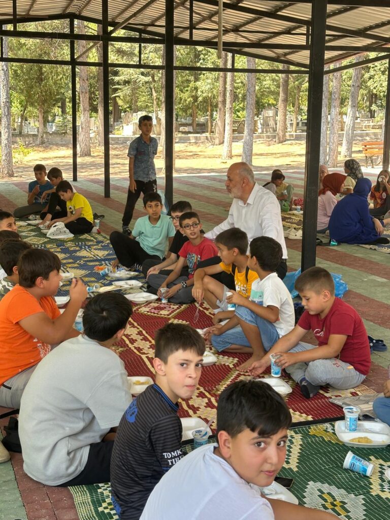 İl Müftüsü Muharrem Biçer’den Asrimezarlık Yaz Kur’an Kursuna Ziyaret m3 1