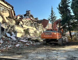 Isparta’da Eğitim Yatırımları Hız Kesmeden Devam Ediyor: Yeni Okullar ve Pansiyonlar Yolda